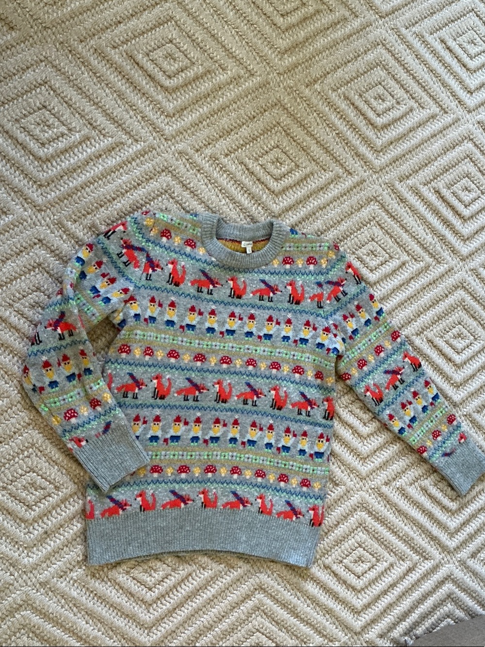 J. Crew Girls Size 12 Light Gray Fair Isle Fox, Mushroom & Gnome Sweater